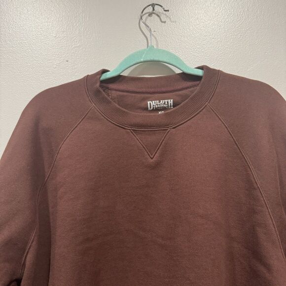 NWOT Duluth Trading Co Crewneck Sweatshirt Deep Maroon Heavyweight Mens XLT - Picture 2 of 7